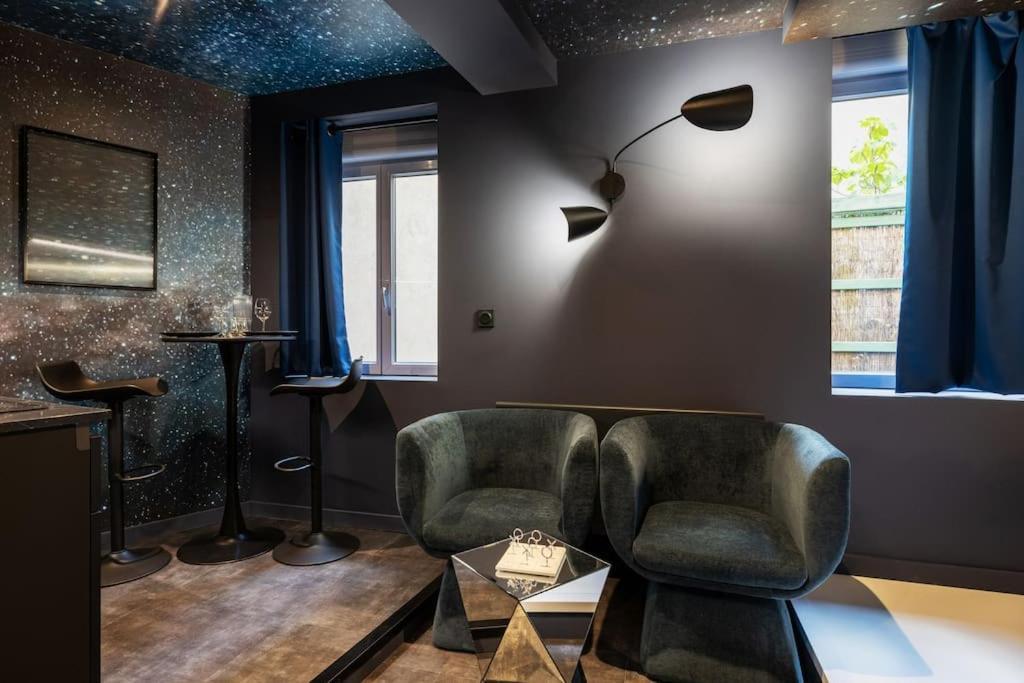 리옴 Galaxy La Tete Dans Les Etoiles 아파트 외부 사진